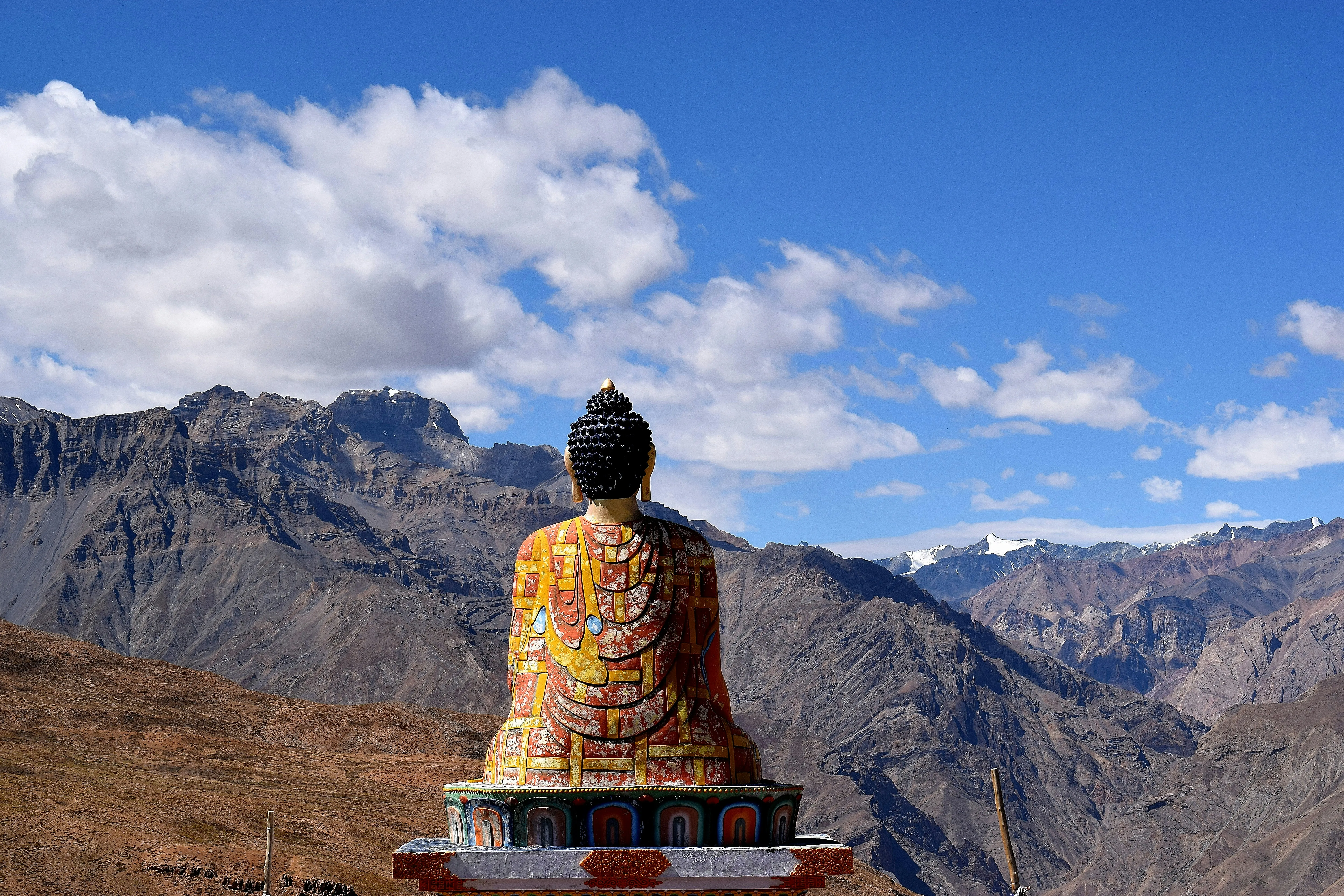 High mountain scenery in Himachal Pradesh