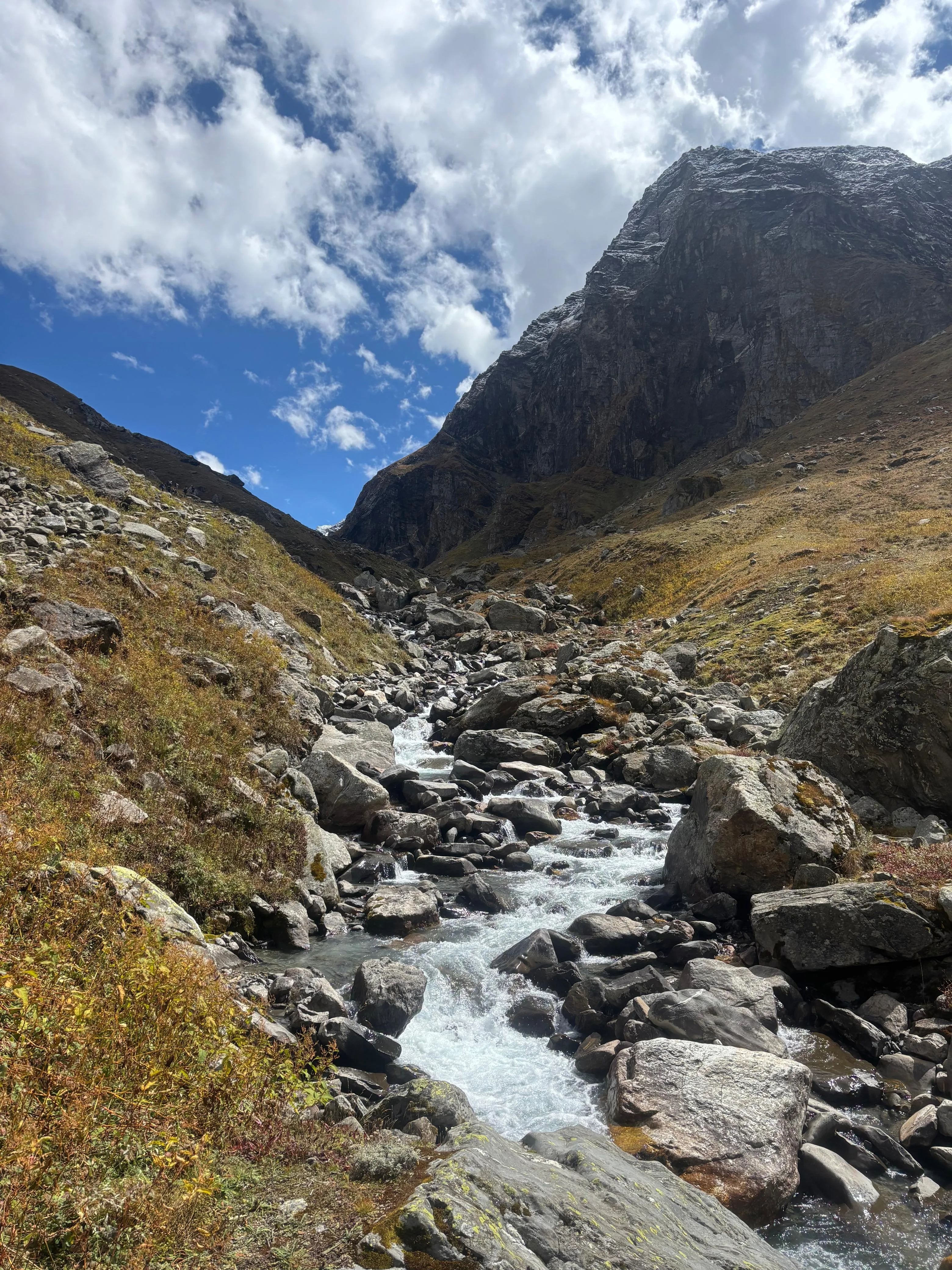 Hampta Pass Trek landscape